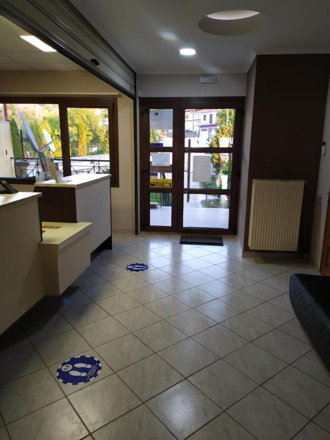 Smallhotel - Vevi Exterior photo